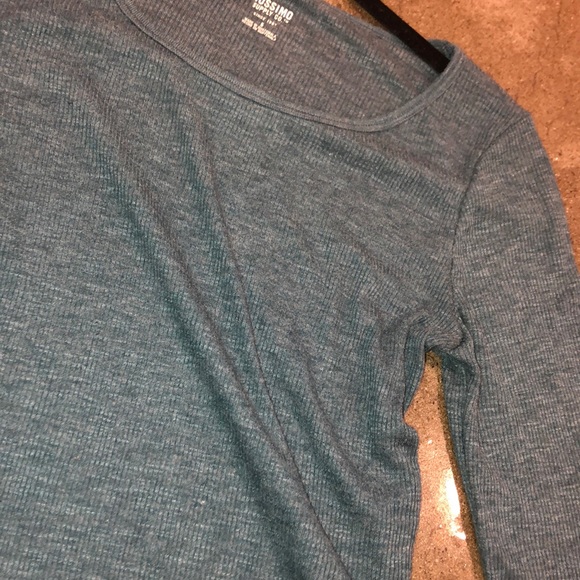 Cute soft teal long sleeve shirt - Picture 3 of 3